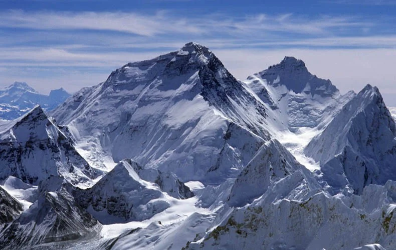 Act Lhotse